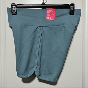 DSG Twitch + Allison Women’s 3” Ultra High-Rise Short, Gray Water